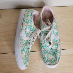 Converse floral sneakers lace up 8